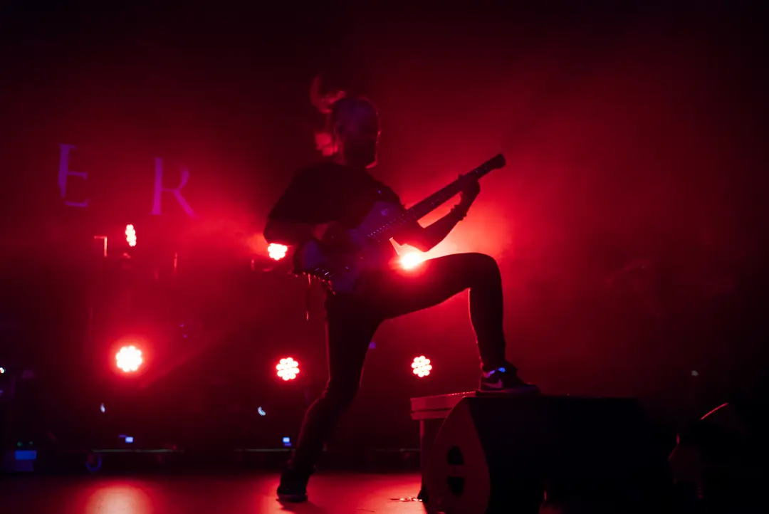 Jinjer live im Scheinwerferlicht (Sporthalle Hamburg, Hamburg)