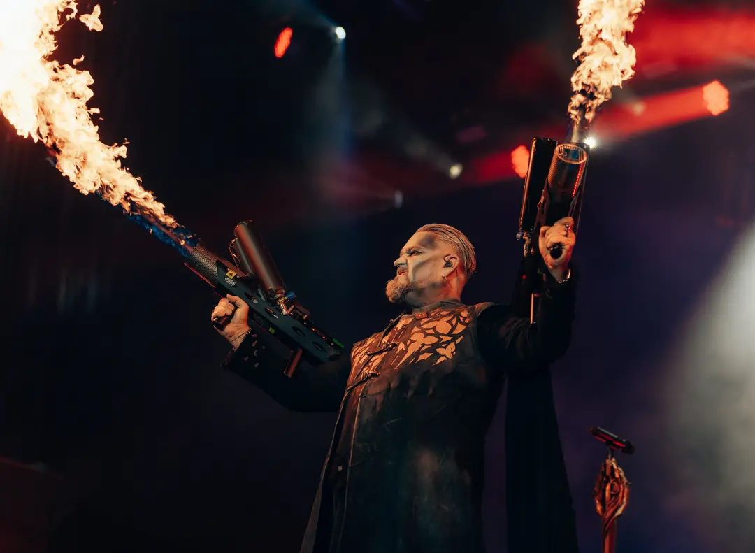 Powerwolf live im warmen Bühnenlicht (Rock am Ring, Nürburg)
